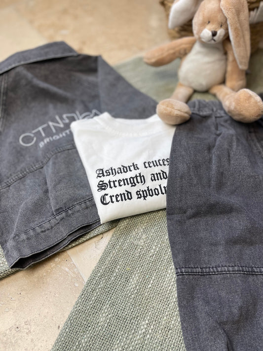 Ensemble sportwear garçon – veste en jean, pantalon cargo et pull manches longues