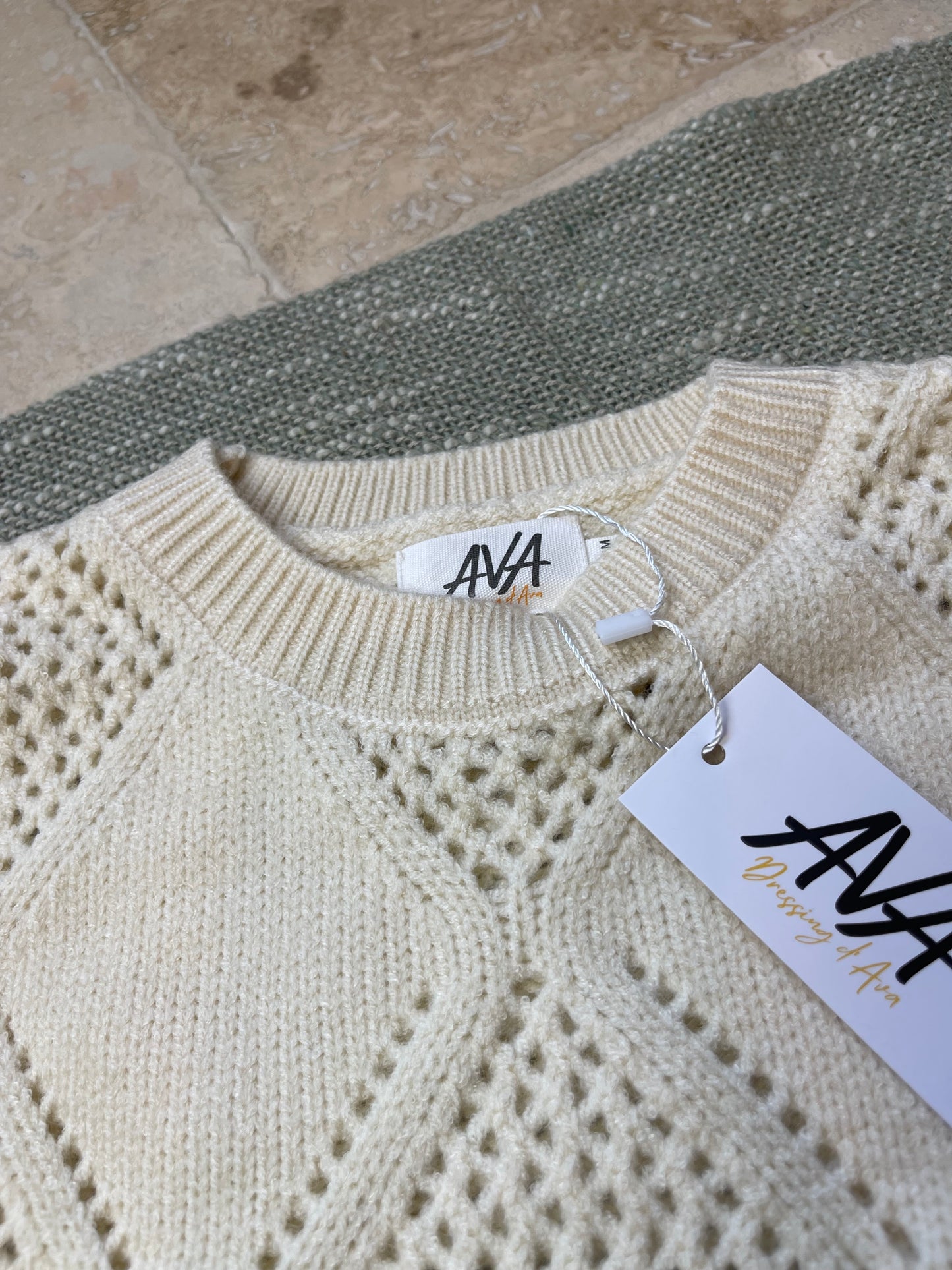 Ensemble fille 3 pièces – col Claudine, pull en laine et pantalon velours