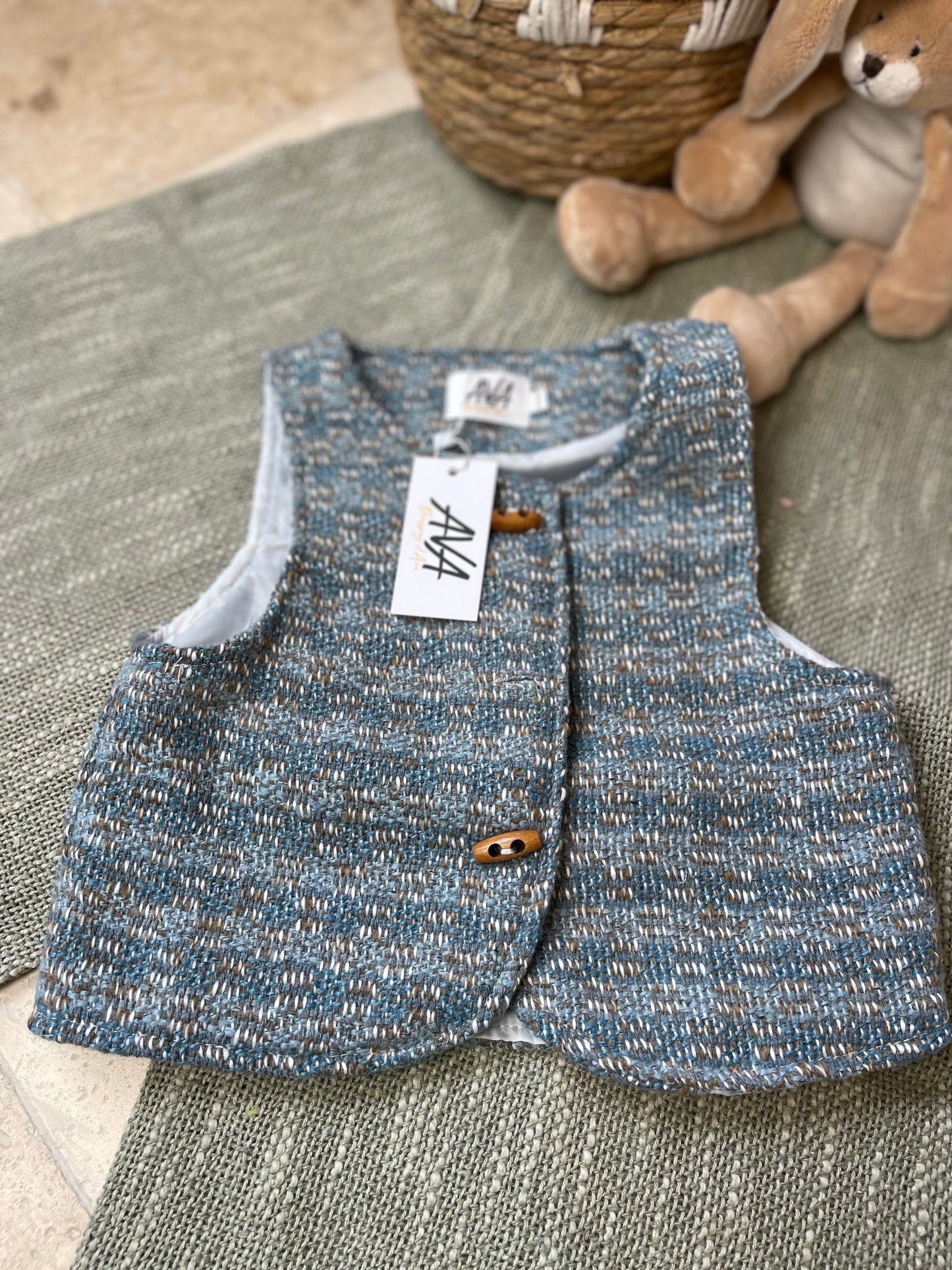 Ensemble fille 3 pièces – blazer, chemise et pantalon jean pattes d’éléphant