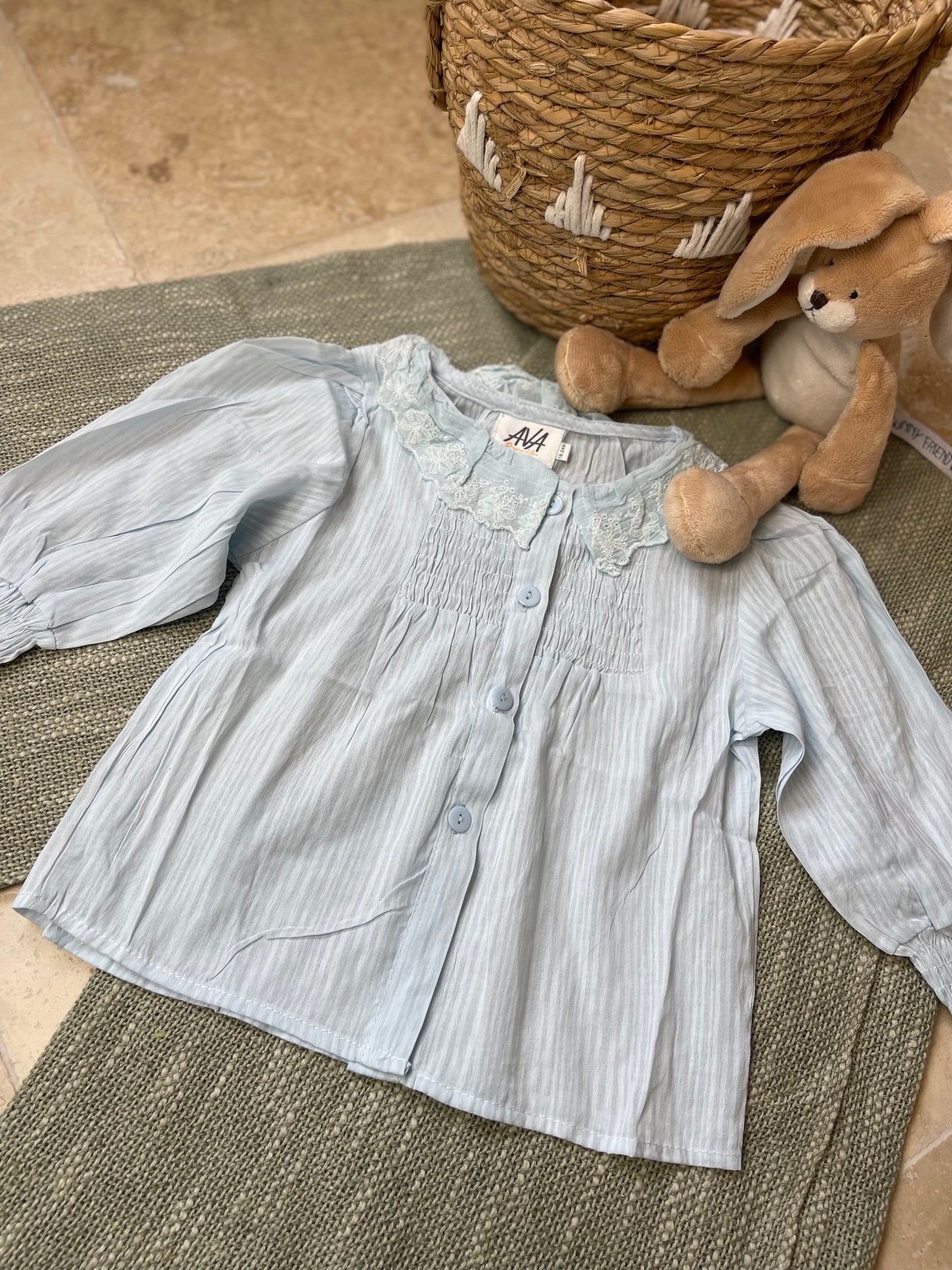 Ensemble fille 3 pièces – blazer, chemise et pantalon jean pattes d’éléphant