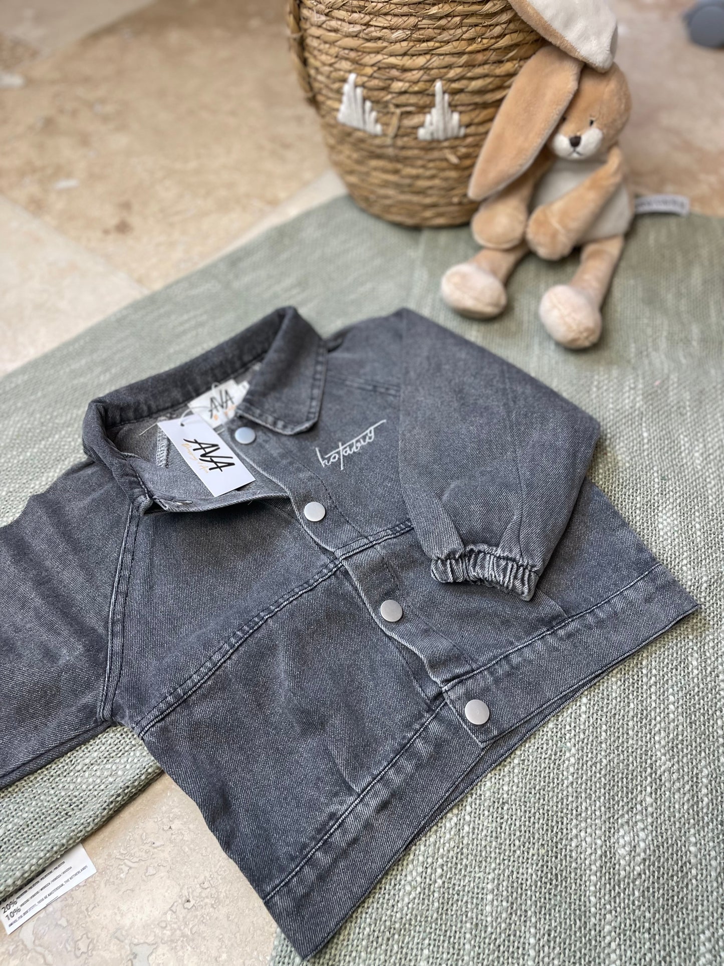 Ensemble sportwear garçon – veste en jean, pantalon cargo et pull manches longues